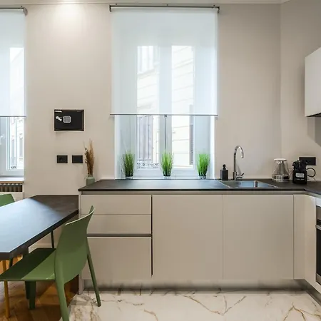 Apartment Design In The Heart Of Milan