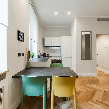 Apartment Design In The Heart Of