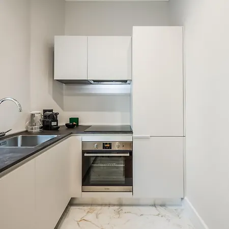 Apartment Design In The Heart Of Milan